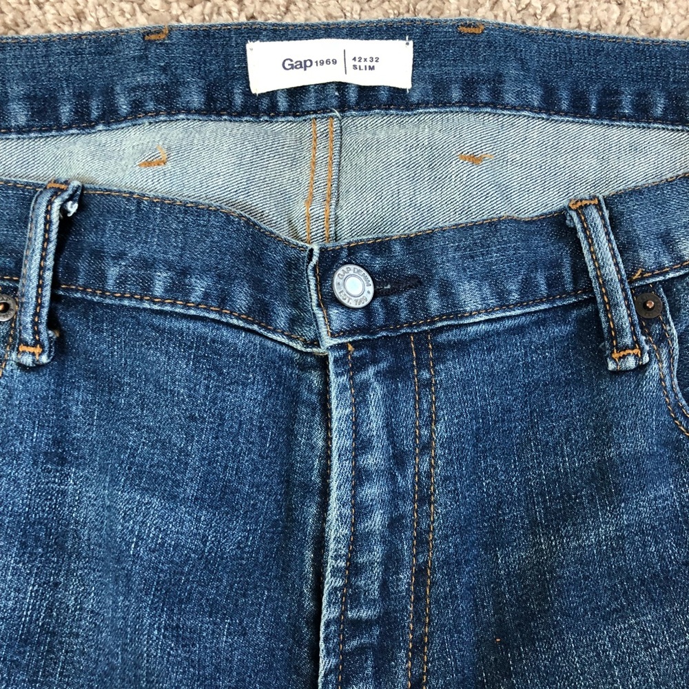 Gap Slim Fit jeans size 42x32